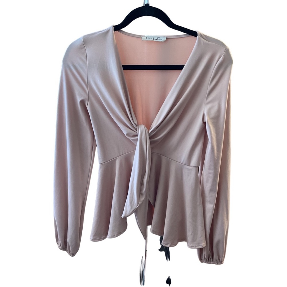 BRAND NEW Vine & Love Light Pink Blouse